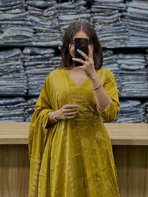 Navratri Special Bandhej Anarkali Kurta Set