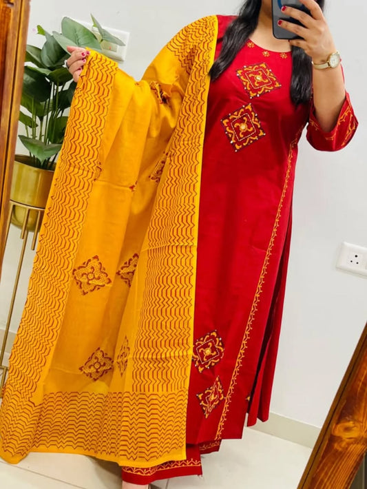 Kurta Pant with Dupatta Suit Set