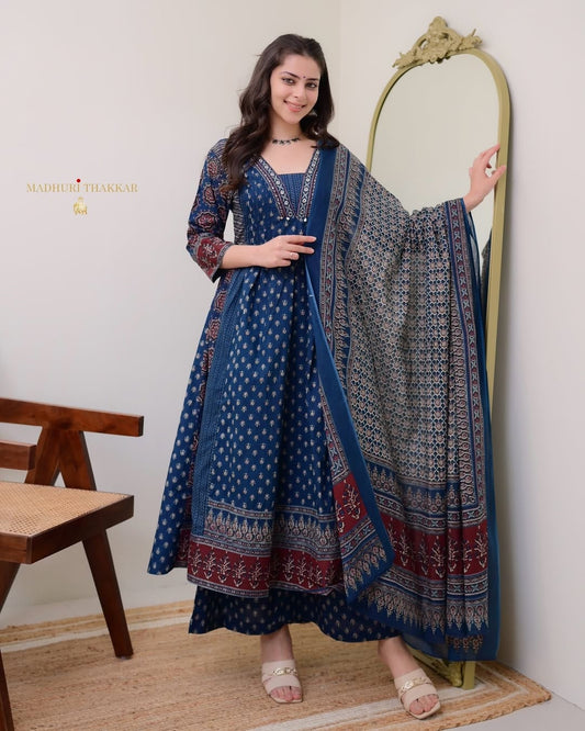 Premium Heavy Cotton Printed Kurti Palazzo Set with Malmal Dupatta