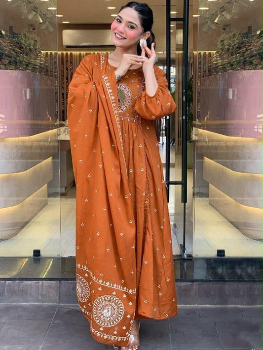 Elegant Rust Orange Anarkali Set 🧡