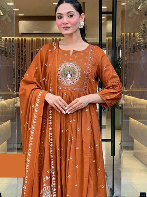 Elegant Rust Orange Anarkali Set 🧡