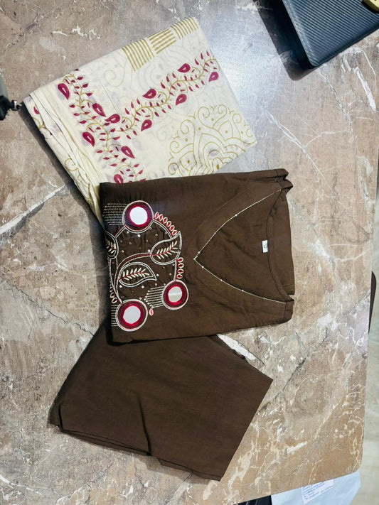Elegant Anarkali Kurta Pant Set with Dupatta